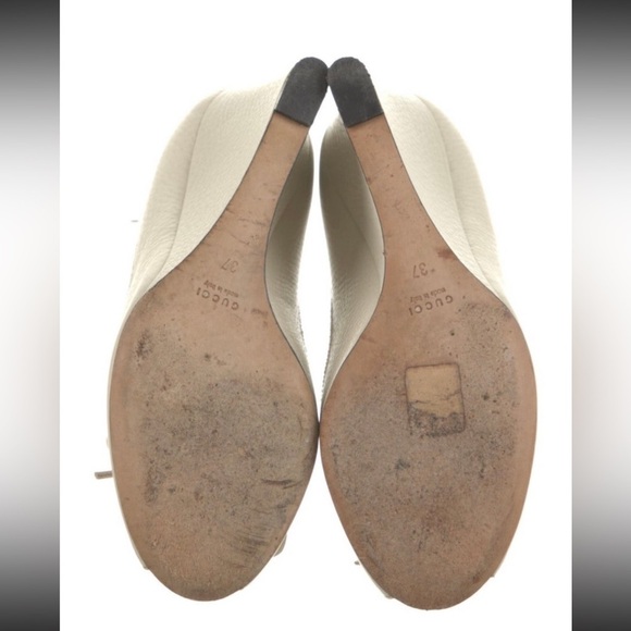 Cream/offwhite GUCci wedges - Picture 4 of 5